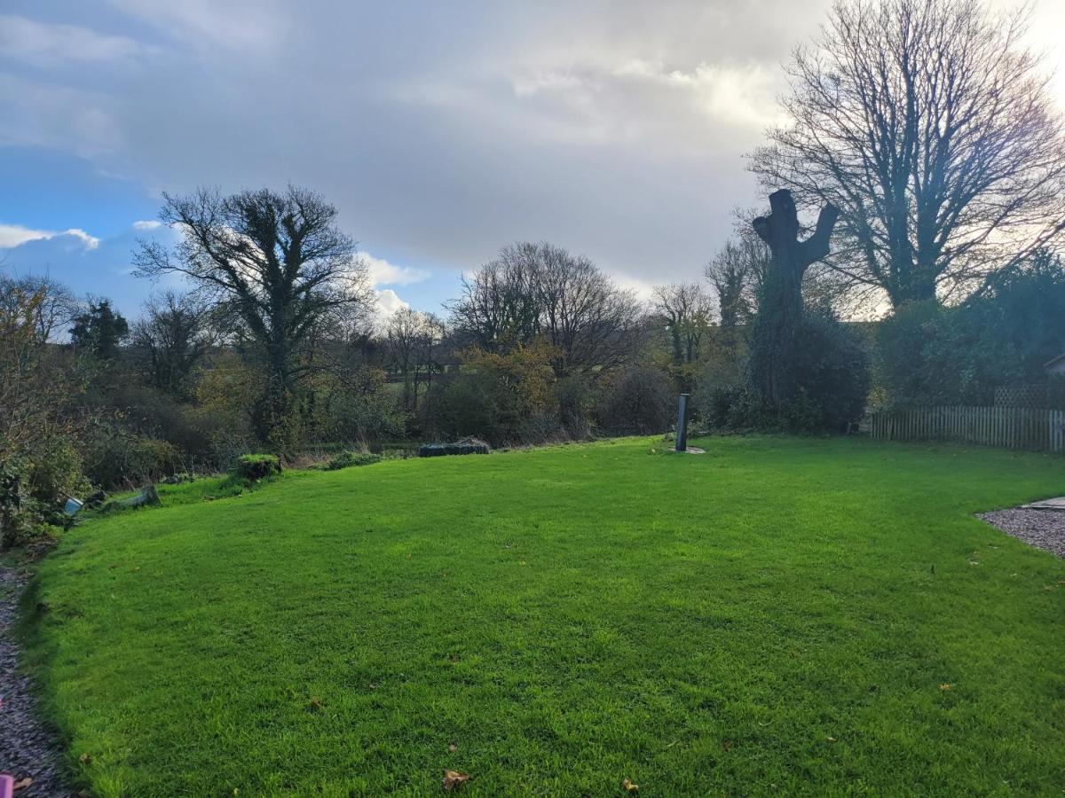 Hideaway Escapes: With Animal Encounters In Pembrokeshire * Narberth
