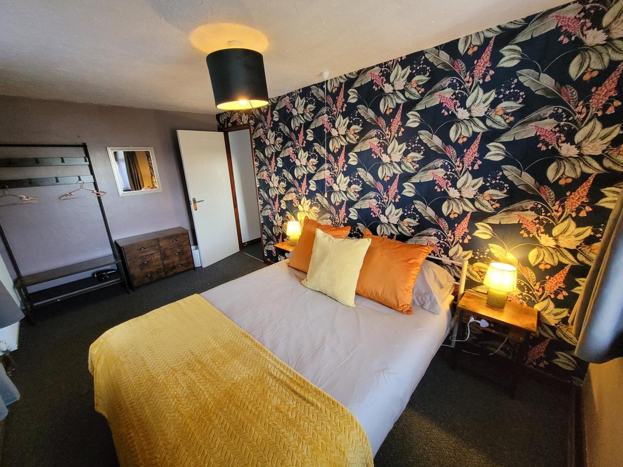 Hideaway Escapes: With Animal Encounters In Pembrokeshire Bed & Breakfast
